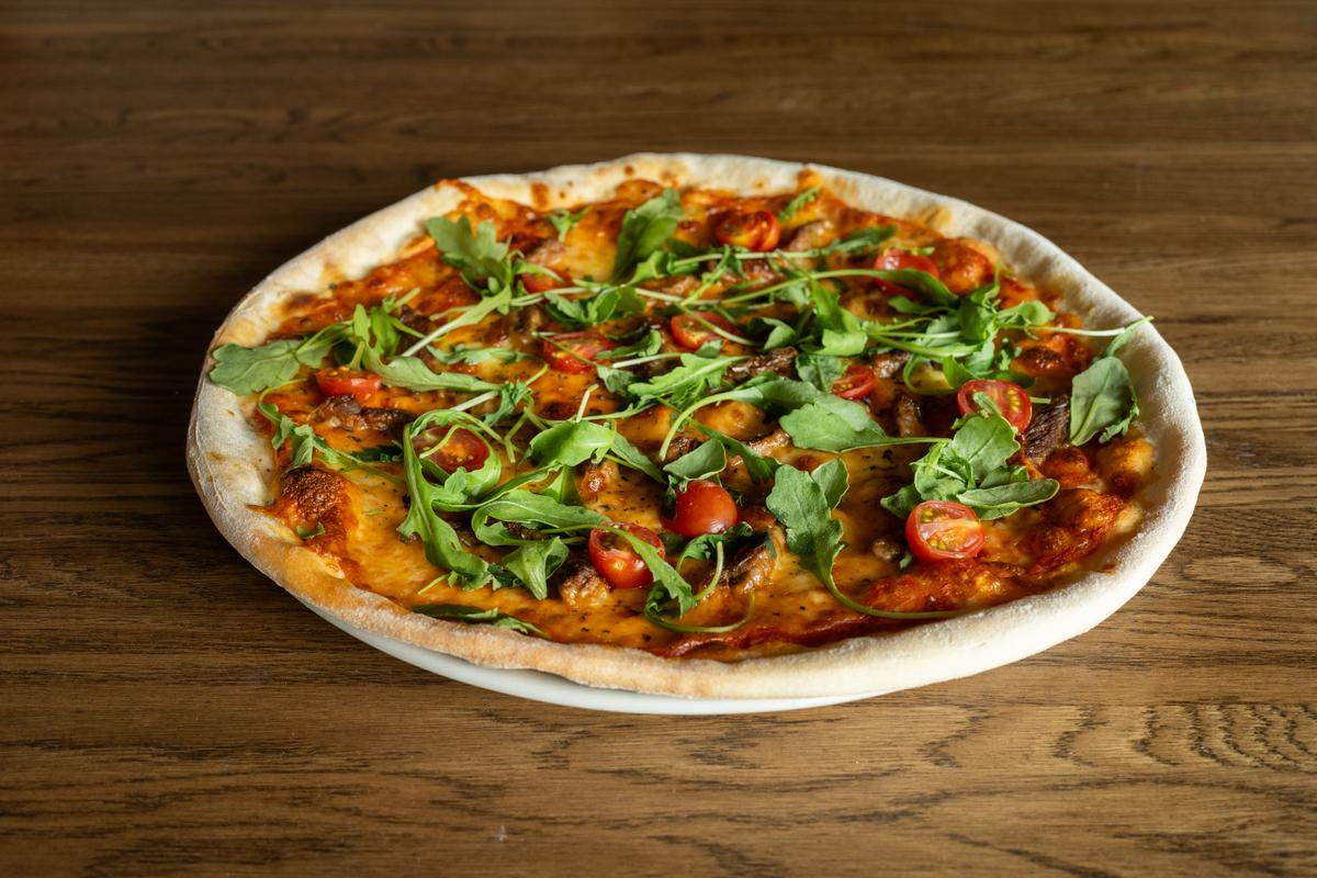 Пицца с говядиной