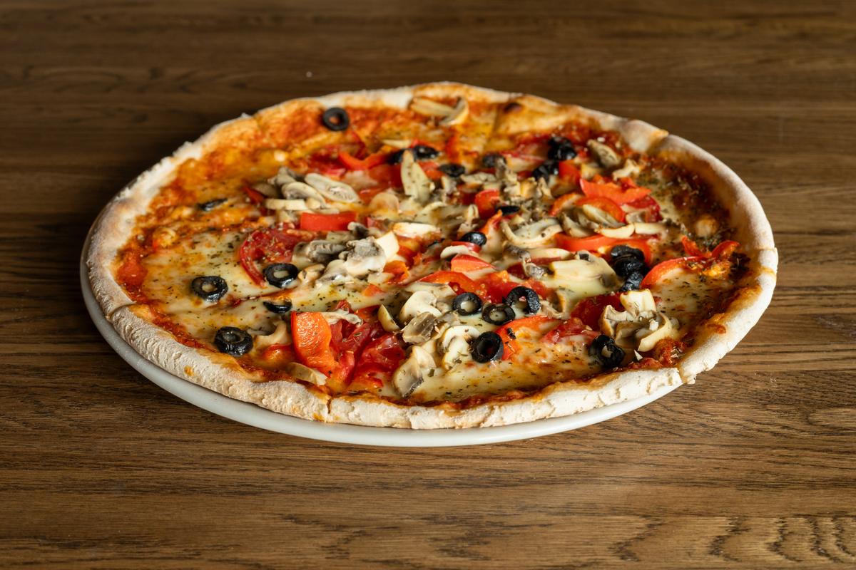 Пицца Овощная с грибами