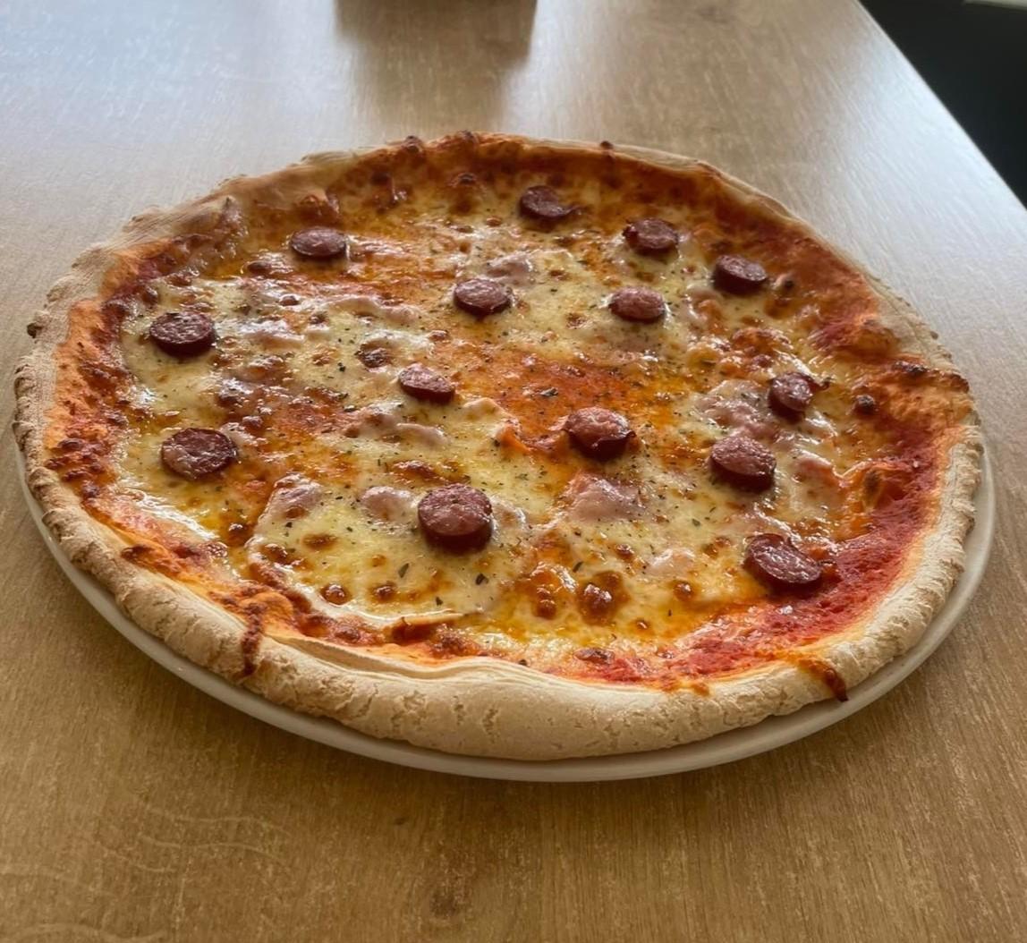 Пицца с кабаносами